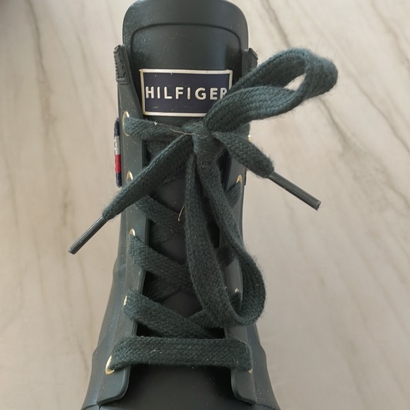 Tommy Hilfiger Rubber Boots Size 8 - Picture 5 of 7